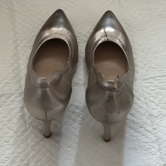 Pazzion pewter leather pointed toe pumps slip on heels EU Sz 37‎ US Sz 7 - Picture 3 of 10